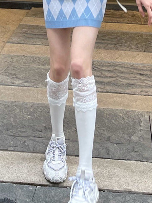 Calcetines blancos hasta la rodilla con paneles de encaje-2
